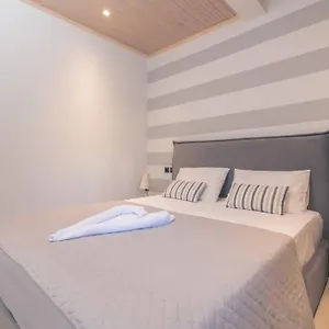 Apartment Flower Of The East House/aprtm Zakynthos Town