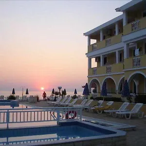 Konstantin Beach Zakynthos