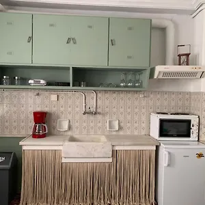 Apartment Greenish Mamona's House