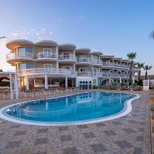 Hotel apartamentowy Arkadia 4*