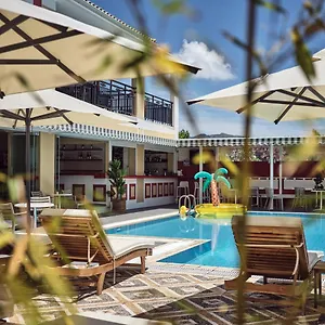 Cactus Hotel Laganas
