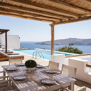 Villa Estia's *