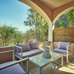 Maria House Apartment *