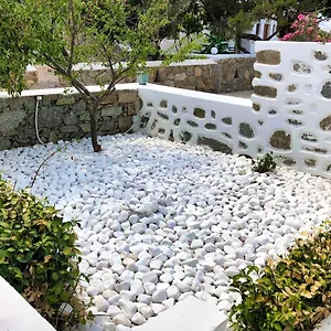 Eleven Apartment Mykonos Town