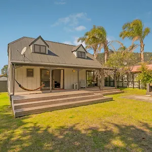 Jewel On Crown Reef - Holiday home