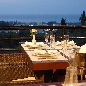 Hotel St John &