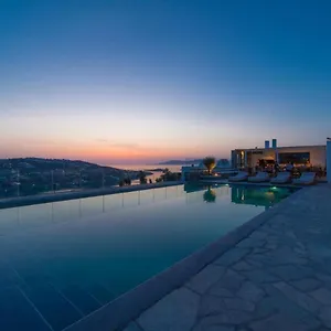 Sonia * Mykonos Town