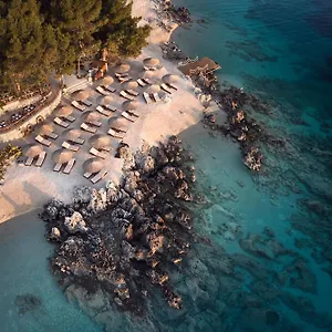 Nobelos Seaside Hotel