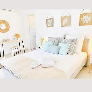 Naira Family Mykonos Holiday home