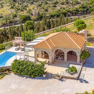 Villa Mezzo By