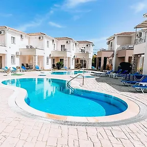 Court, Clelia, 2 Bedrooms