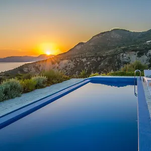 Luxueuse Avec Splendide Vue Et Piscine Villa