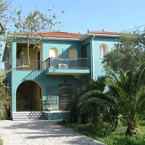 Hotel Dionysias 2*