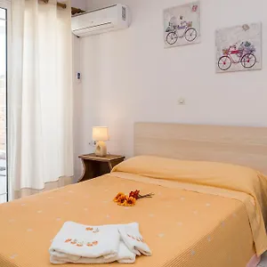 Nest Apartment Laganas