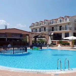 Alexander Hotel