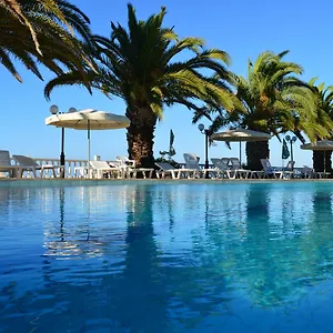 Paradise Hotel 3*