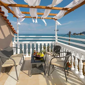 Mare Blu & Apartment Laganas
