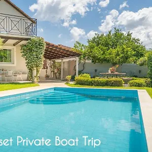 Averto Luxury Mansion Villa Zakynthos Town