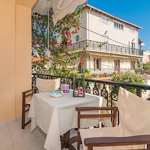 Apartment Athina's Maisonette