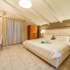 Apart-hotel Plessas Palace
